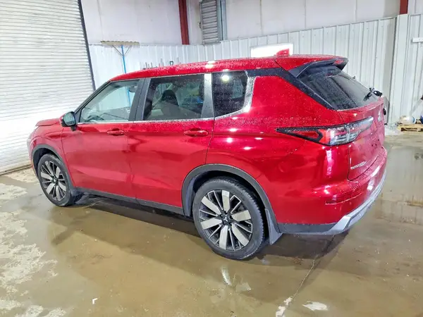 JA4J4VA81SZ032118 2025 MITSUBISHI OUTLANDER - Image 2