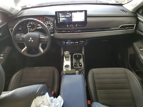 JA4J4VA81SZ043054 2025 MITSUBISHI OUTLANDER - Image 8