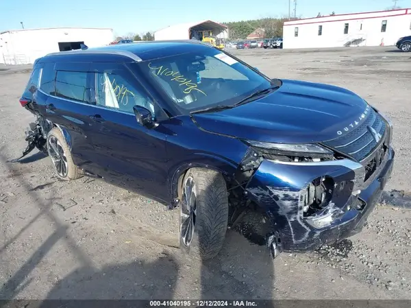 JA4J4VA82NZ071627 2022 MITSUBISHI OUTLANDER - Image 1
