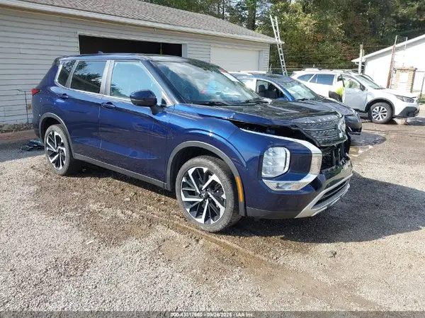 JA4J4VA82RZ013345 2024 MITSUBISHI OUTLANDER - Image 1