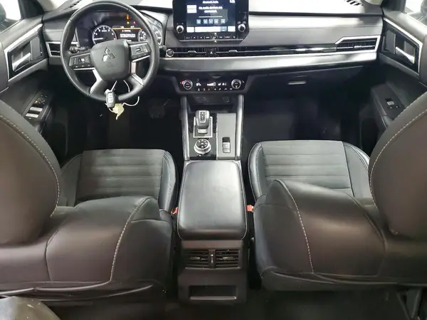 JA4J4VA82RZ038116 2024 MITSUBISHI OUTLANDER - Image 8