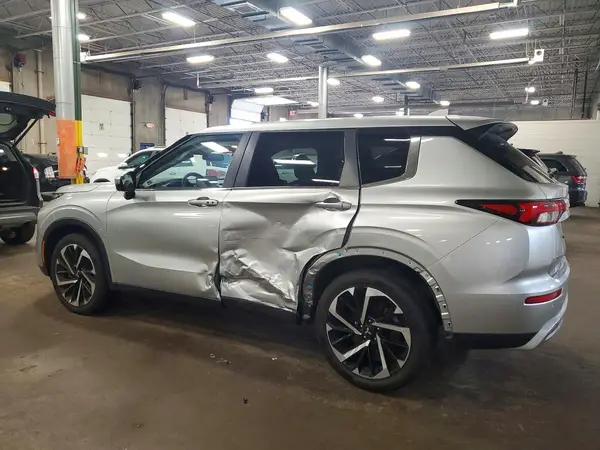 JA4J4VA82RZ042201 2024 MITSUBISHI OUTLANDER - Image 2