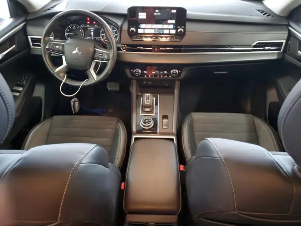 JA4J4VA82RZ073044 2024 MITSUBISHI OUTLANDER - Image 8