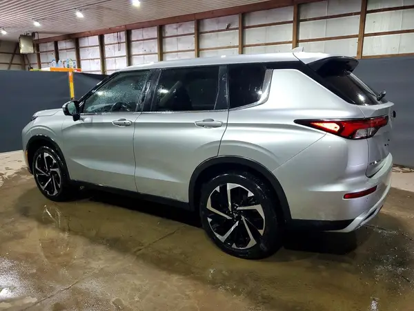JA4J4VA82RZ076123 2024 MITSUBISHI OUTLANDER - Image 2