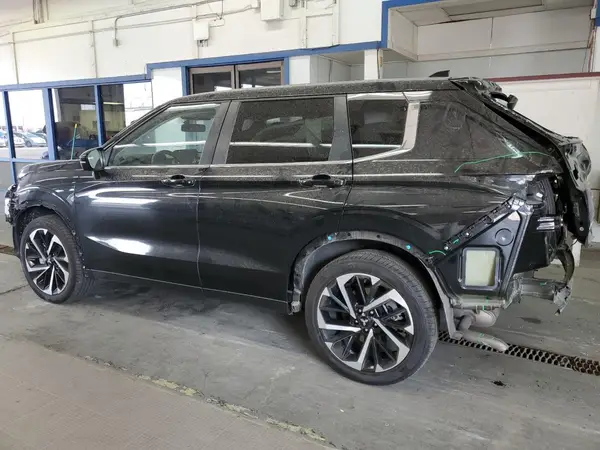 JA4J4VA82RZ084397 2024 MITSUBISHI OUTLANDER - Image 2