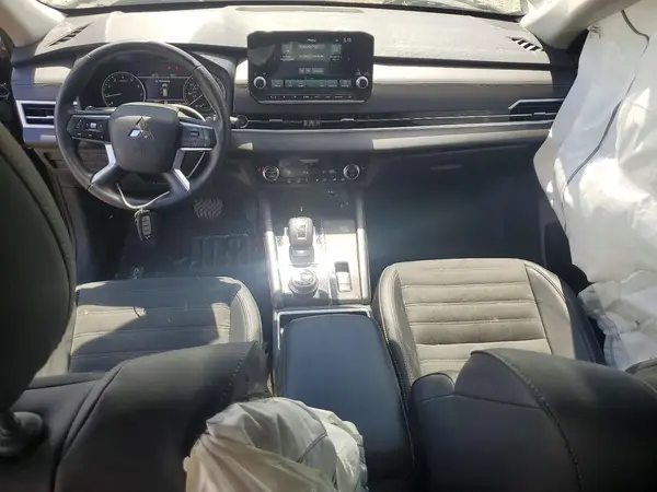 JA4J4VA82RZ084982 2024 MITSUBISHI OUTLANDER - Image 8