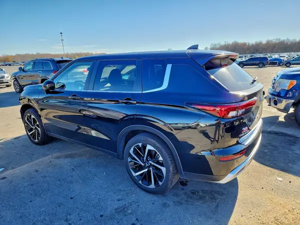 JA4J4VA82RZ086490 2024 MITSUBISHI OUTLANDER - Image 2