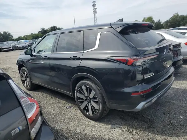 JA4J4VA82SZ026117 2025 MITSUBISHI OUTLANDER - Image 2