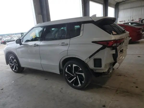 JA4J4VA83PZ038140 2023 MITSUBISHI OUTLANDER - Image 2