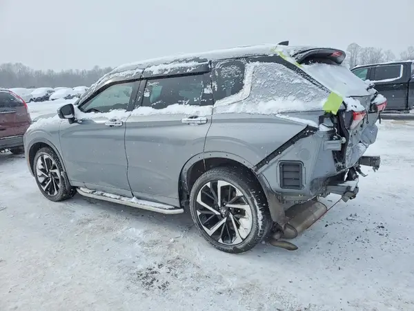 JA4J4VA83PZ044410 2023 MITSUBISHI OUTLANDER - Image 2