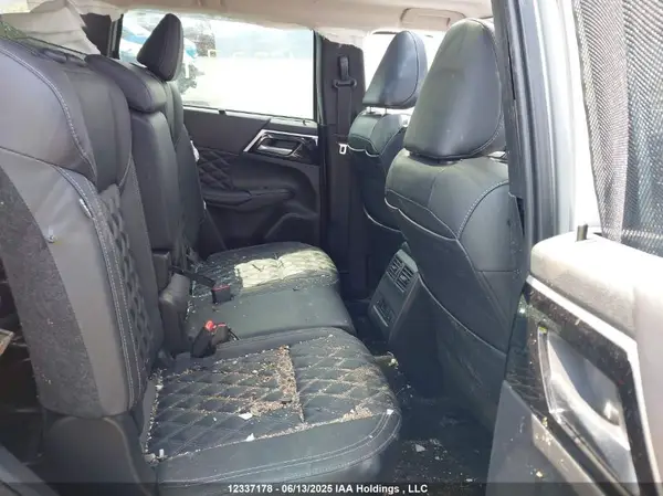 JA4J4VA83PZ616902 2023 MITSUBISHI OUTLANDER - Image 8