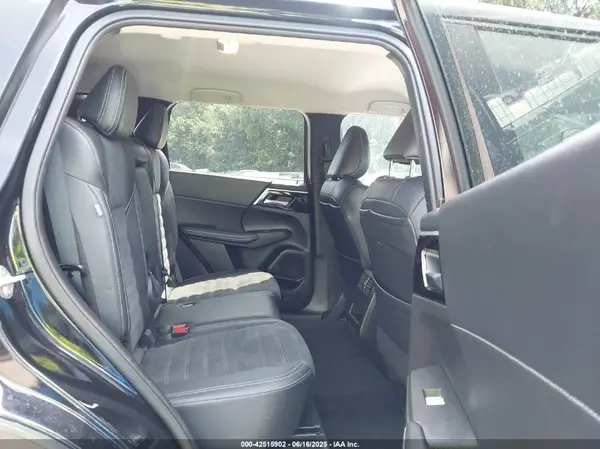JA4J4VA83RZ014181 2024 MITSUBISHI OUTLANDER - Image 8