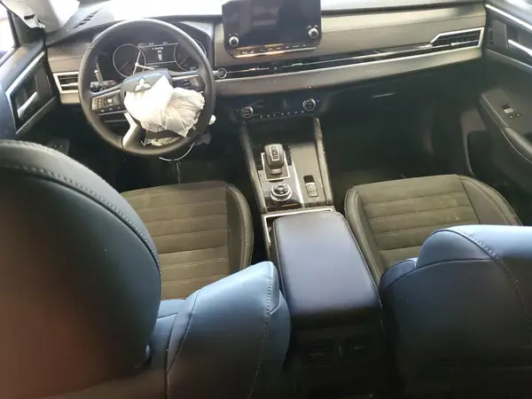 JA4J4VA83RZ044958 2024 MITSUBISHI OUTLANDER - Image 8