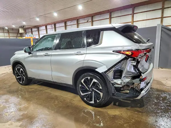 JA4J4VA83RZ051795 2024 MITSUBISHI OUTLANDER - Image 2