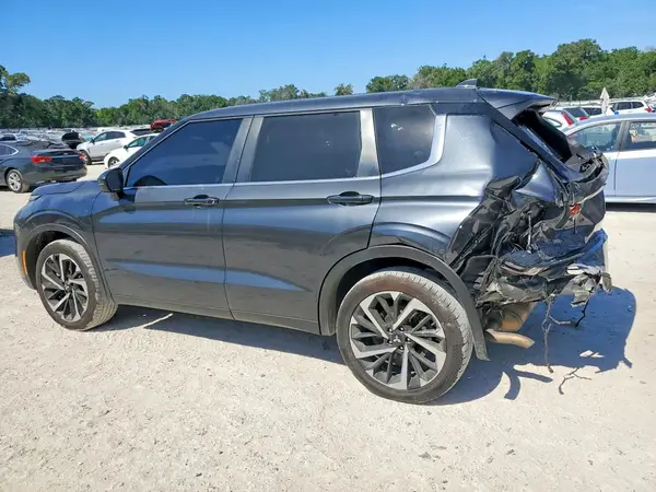 JA4J4VA83RZ059413 2024 MITSUBISHI OUTLANDER - Image 2
