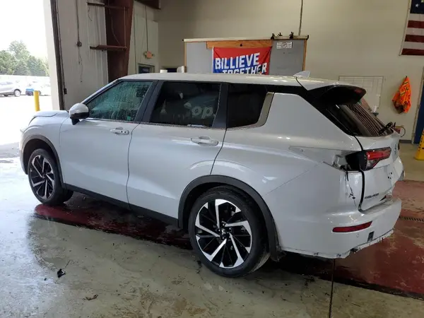 JA4J4VA83RZ064224 2024 MITSUBISHI OUTLANDER - Image 2