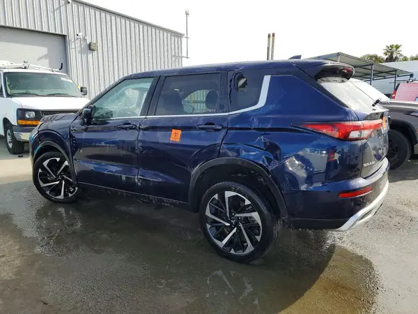 JA4J4VA83RZ068726 2024 MITSUBISHI OUTLANDER - Image 2