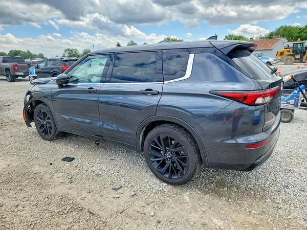 JA4J4VA83RZ074610 2024 MITSUBISHI OUTLANDER - Image 2