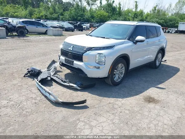 JA4J4VA83RZ606406 2024 MITSUBISHI OUTLANDER - Image 2