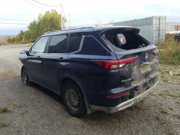 JA4J4VA83RZ610696 2024 MITSUBISHI OUTLANDER - Image 2