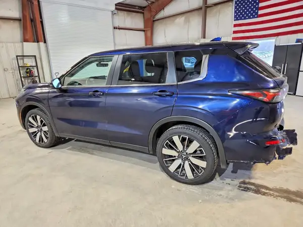 JA4J4VA83SZ032766 2025 MITSUBISHI OUTLANDER - Image 2