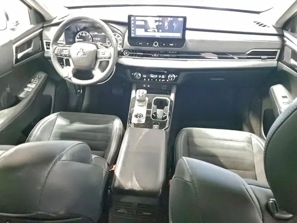 JA4J4VA83SZ037238 2025 MITSUBISHI OUTLANDER - Image 8