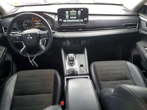 JA4J4VA84RZ030194 2024 MITSUBISHI OUTLANDER - Image 8