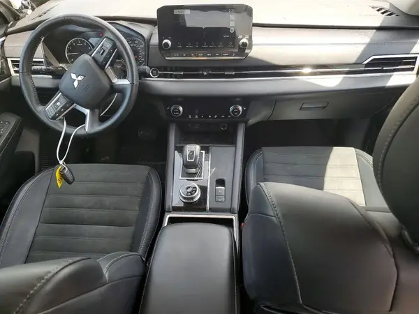 JA4J4VA84RZ046735 2024 MITSUBISHI OUTLANDER - Image 8