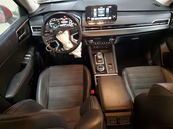 JA4J4VA84RZ052423 2024 MITSUBISHI OUTLANDER - Image 8