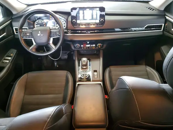 JA4J4VA84RZ060294 2024 MITSUBISHI OUTLANDER - Image 8