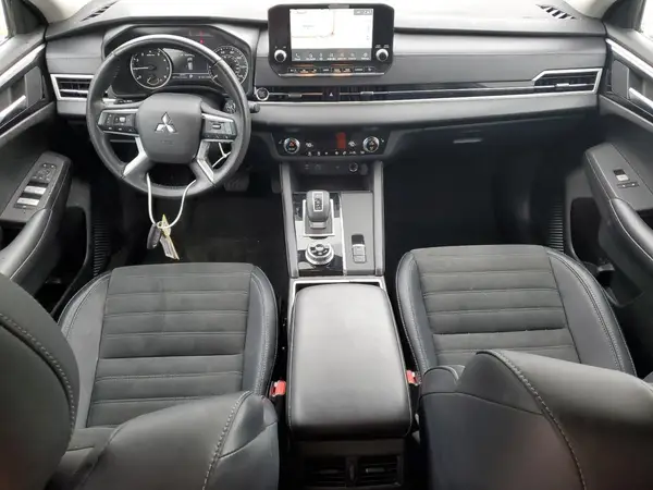 JA4J4VA84RZ079010 2024 MITSUBISHI OUTLANDER - Image 8