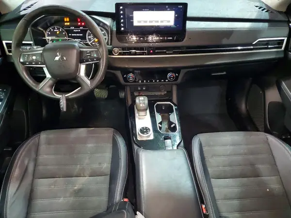 JA4J4VA84SZ015944 2025 MITSUBISHI OUTLANDER - Image 8
