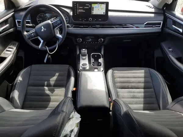 JA4J4VA84SZ038561 2025 MITSUBISHI OUTLANDER - Image 8
