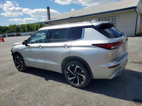 JA4J4VA85NZ087997 2022 MITSUBISHI OUTLANDER - Image 2