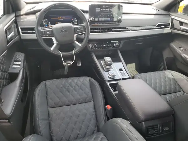 JA4J4VA85PZ015362 2023 MITSUBISHI OUTLANDER - Image 8