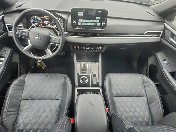 JA4J4VA85PZ036907 2023 MITSUBISHI OUTLANDER - Image 8