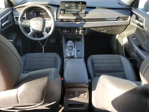 JA4J4VA85RZ023061 2024 MITSUBISHI OUTLANDER - Image 8