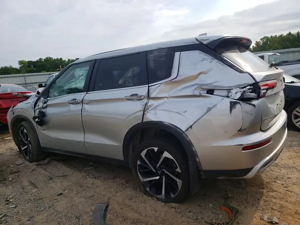 JA4J4VA85RZ023688 2024 MITSUBISHI OUTLANDER - Image 2
