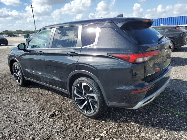 JA4J4VA85RZ045030 2024 MITSUBISHI OUTLANDER - Image 2
