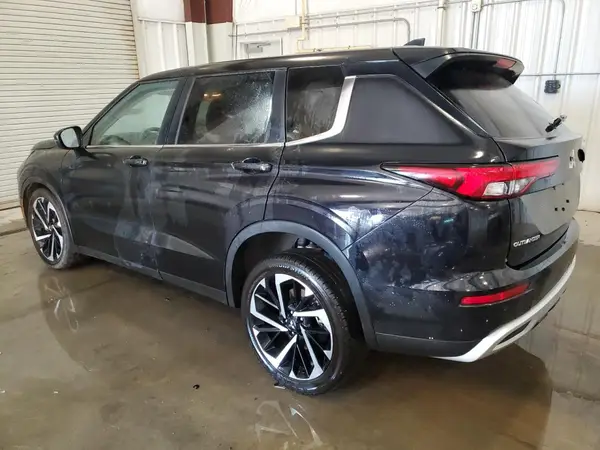 JA4J4VA85RZ052057 2024 MITSUBISHI OUTLANDER - Image 2