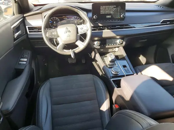 JA4J4VA85RZ061471 2024 MITSUBISHI OUTLANDER - Image 8