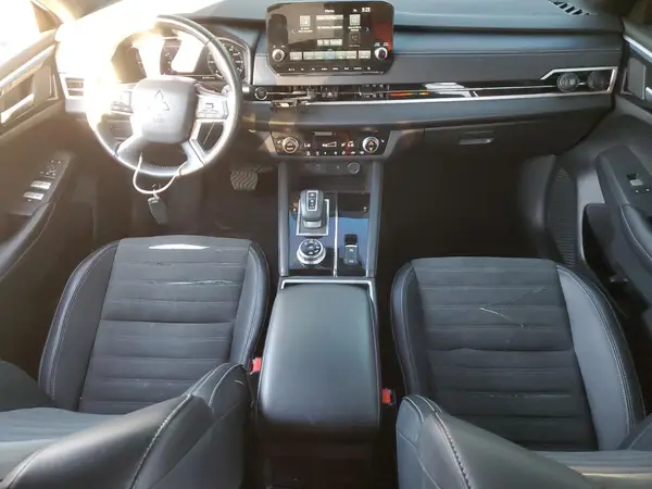 JA4J4VA85RZ065357 2024 MITSUBISHI OUTLANDER - Image 8