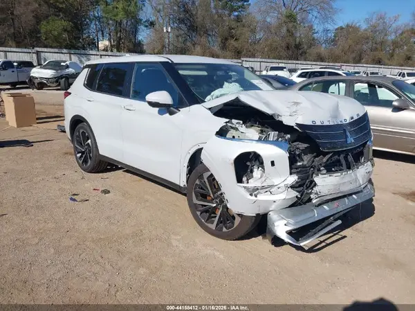 JA4J4VA85RZ085401 2024 MITSUBISHI OUTLANDER - Image 1
