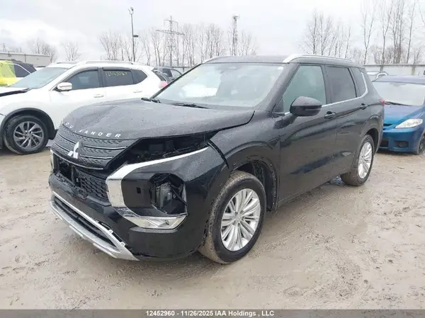 JA4J4VA85RZ635566 2024 MITSUBISHI OUTLANDER - Image 2