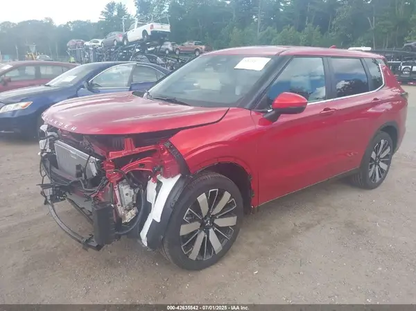 JA4J4VA85SZ022921 2025 MITSUBISHI OUTLANDER - Image 2
