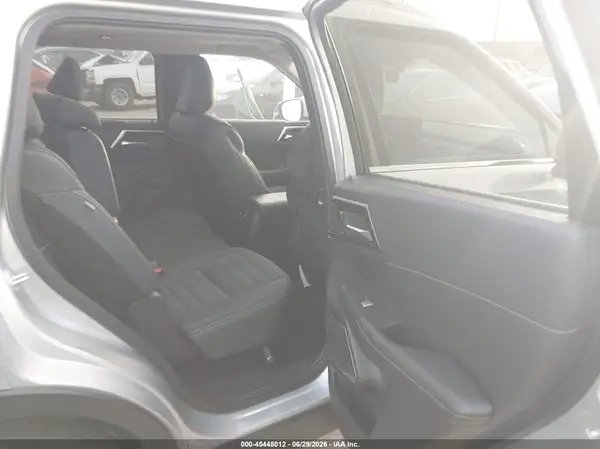 JA4J4VA85SZ054011 2025 MITSUBISHI OUTLANDER - Image 8