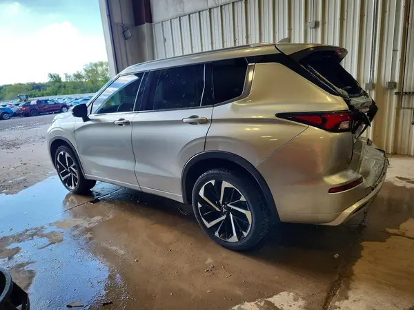 JA4J4VA86NZ080542 2022 MITSUBISHI OUTLANDER - Image 2