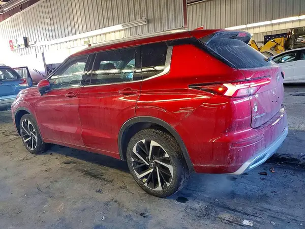 JA4J4VA86PZ038147 2023 MITSUBISHI OUTLANDER - Image 2