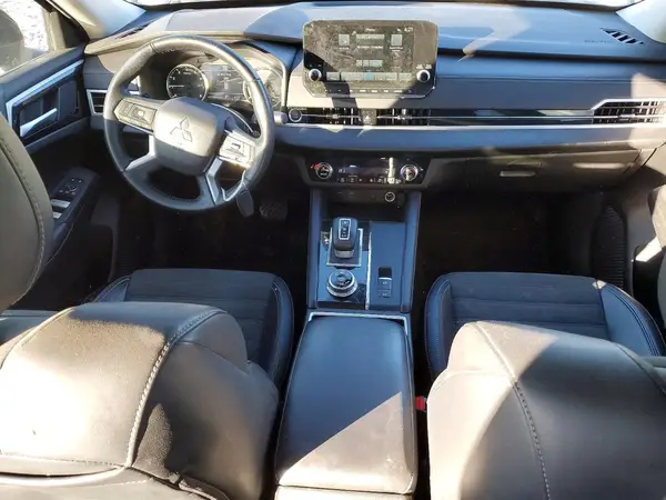 JA4J4VA86RZ006592 2024 MITSUBISHI OUTLANDER - Image 8