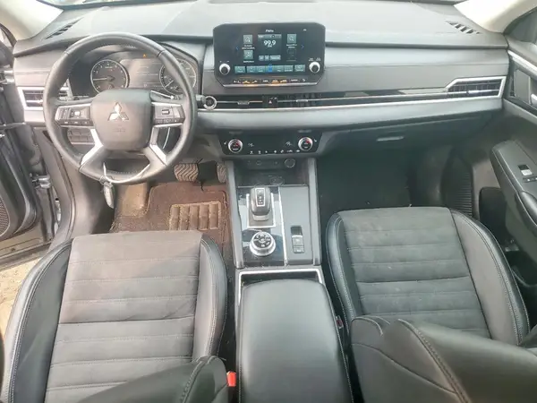 JA4J4VA86RZ013445 2024 MITSUBISHI OUTLANDER - Image 8